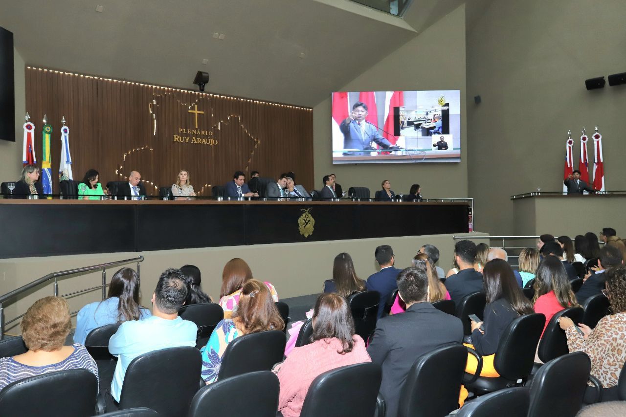 Presidente Do TCE AM Participa De Homenagem Aos 33 Anos Da Defensoria