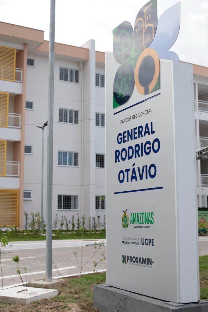 Governo inaugura Residencial Rodrigo Otávio