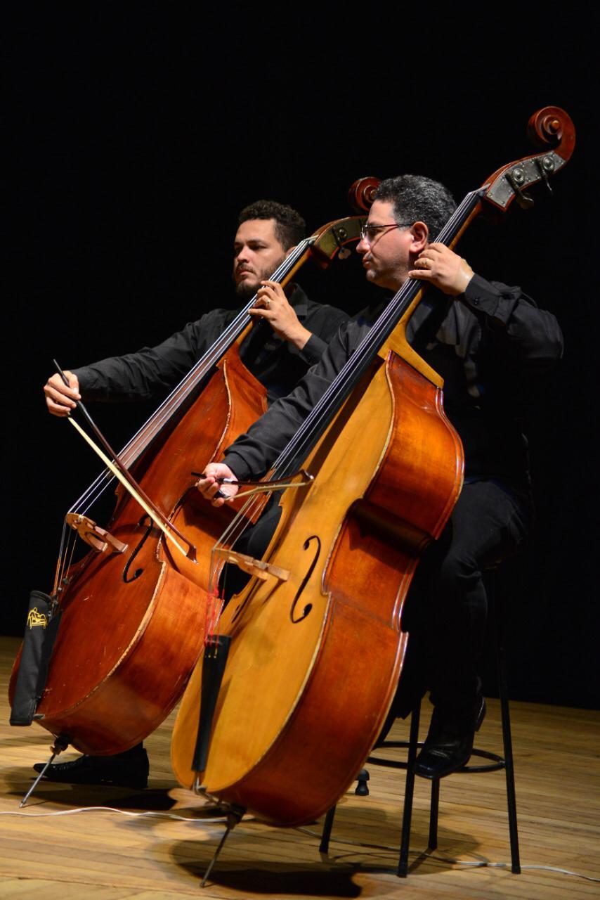 Orquestra de Câmara do Amazonas em concerto inspirado em temas folclóricos