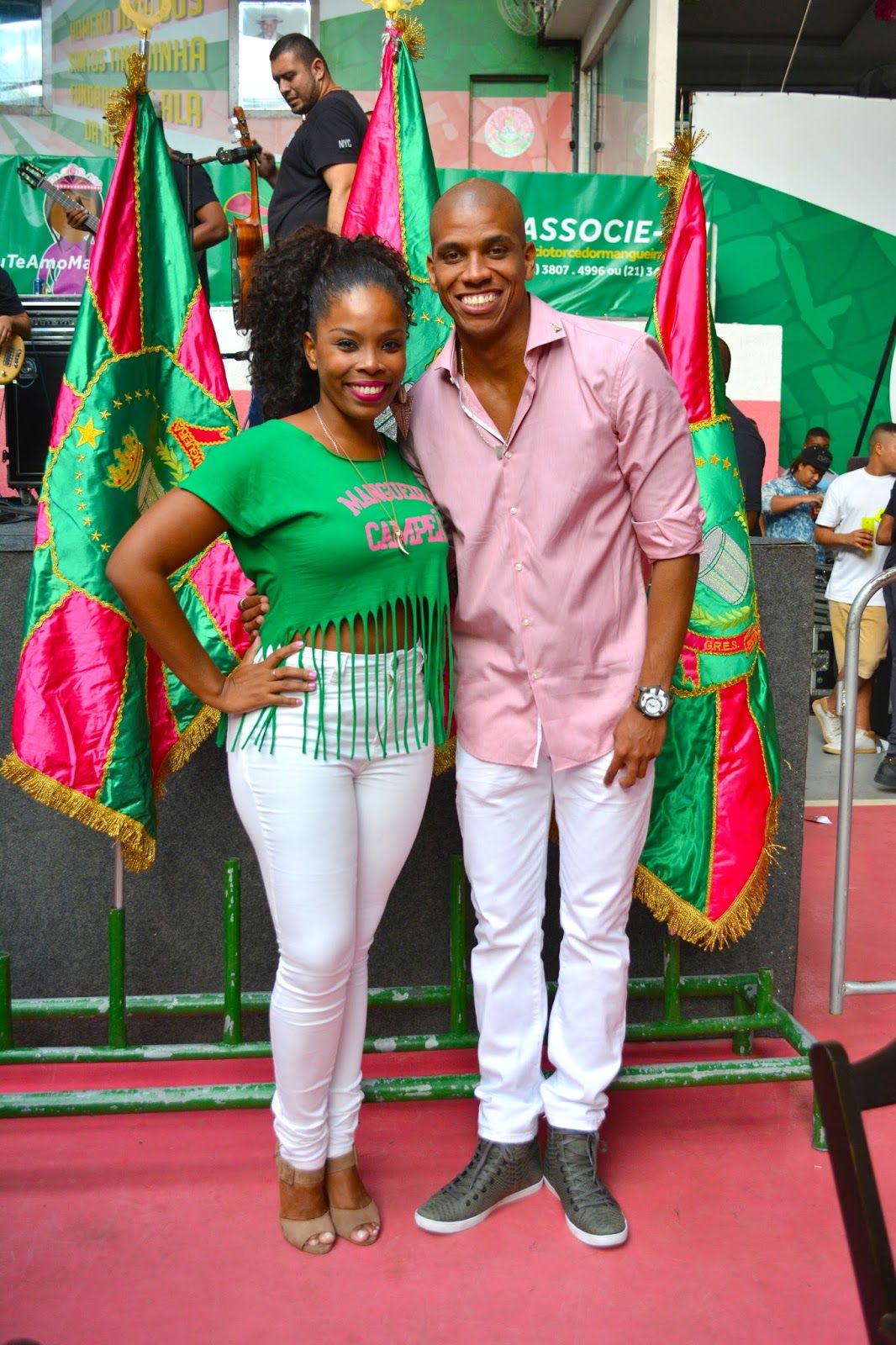 Mestre-Sala e Porta-bandeira da Mangueira ministram workshop em Manaus