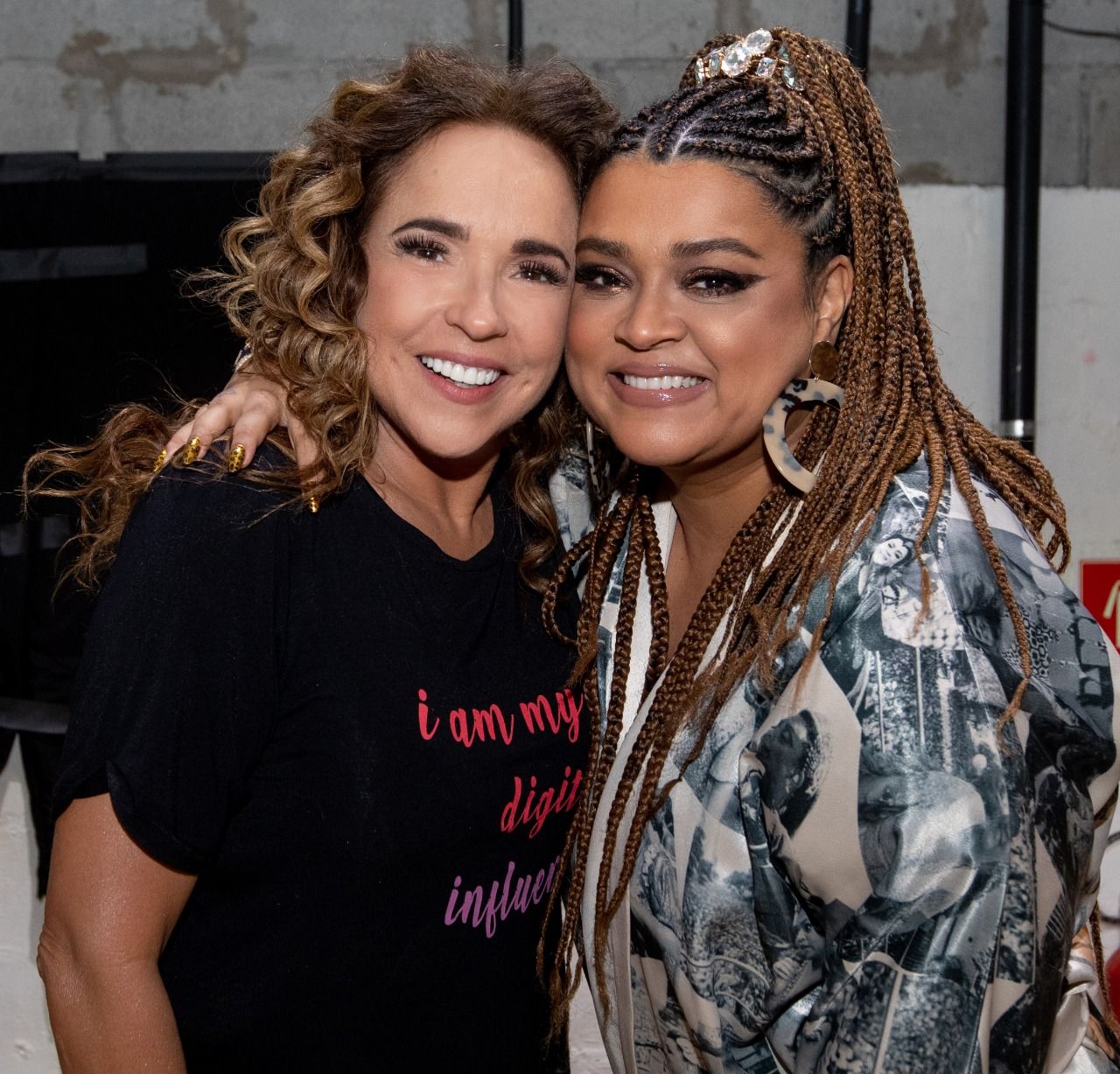 Quabales grava “Balacubaco” com Preta Gil e Daniela Mercury, em Salvador