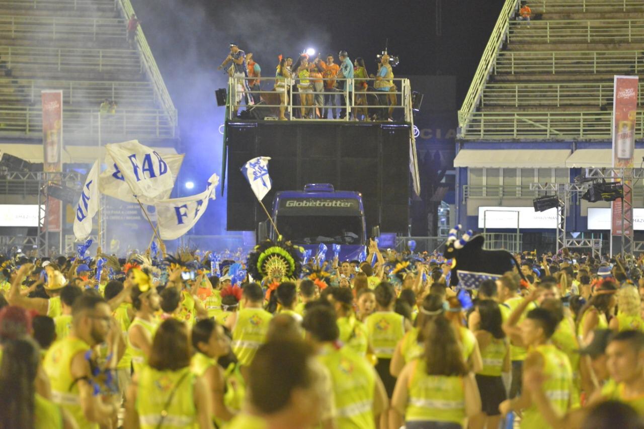 Carnaboi em dição histórica e homenagem a Arlindo Jr.