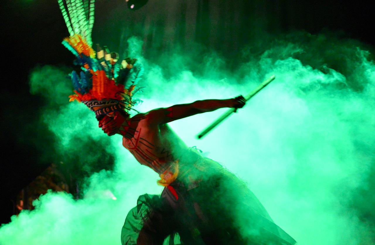 Teatro Amazonas terá espetáculo de dança e lançamento de CD neste domingo