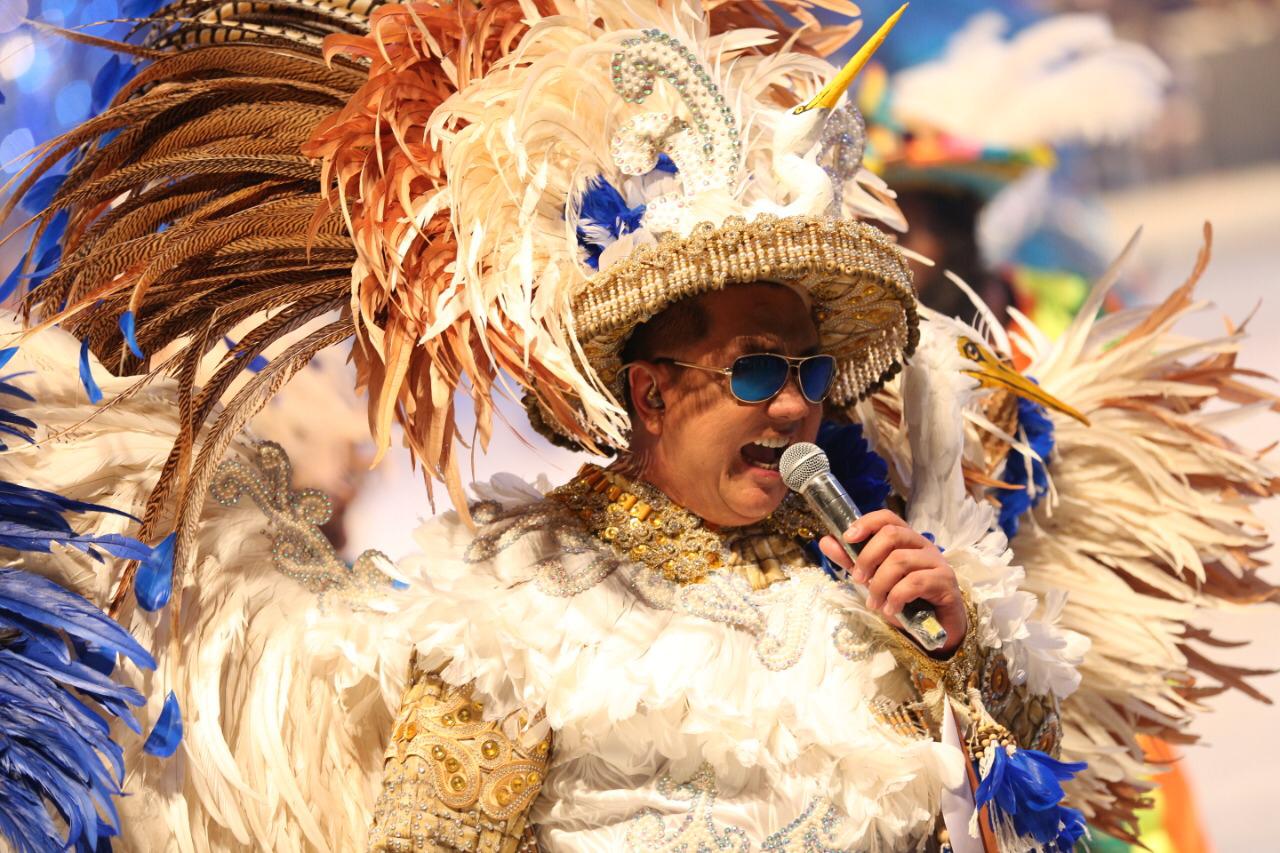 ’Agenda virtual’ tem bate-papo e muita música