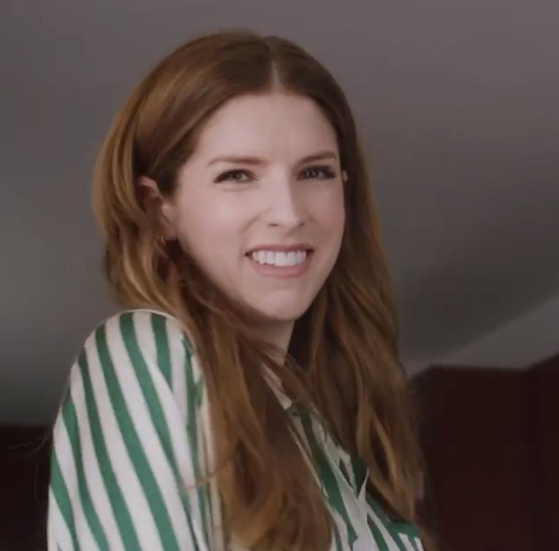 Estrelado por Anna Kendrick, Justin Timberlake lança clipe de “Don’t Slack”