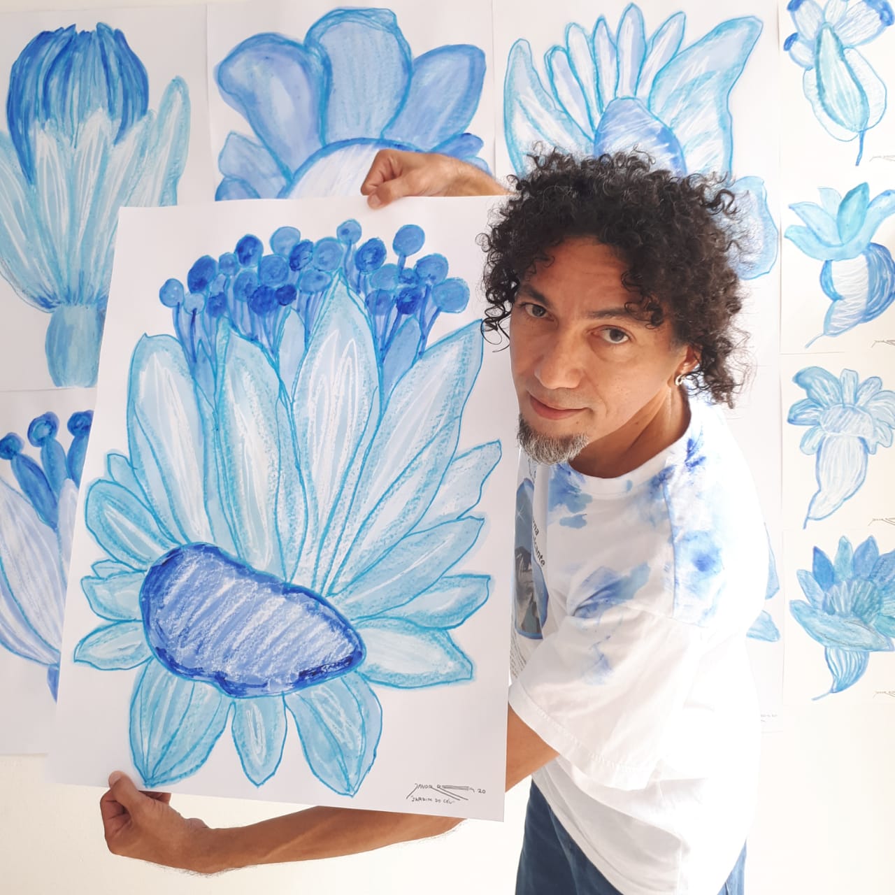 Jader Reis faz obras para trocar por doações no Teatro Amazonas