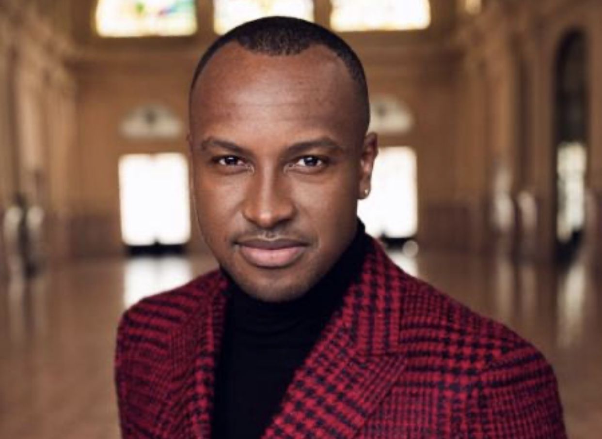 Thiaguinho fará live com sucessos de sua carreira no dia 23 de abril