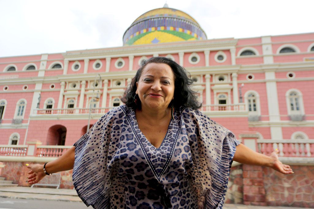 Ação Solidária ajuda profissionais das artes em Manaus