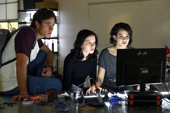 “Control Z” a nova série da Netflix releva segredo de jovens através de Hacker
