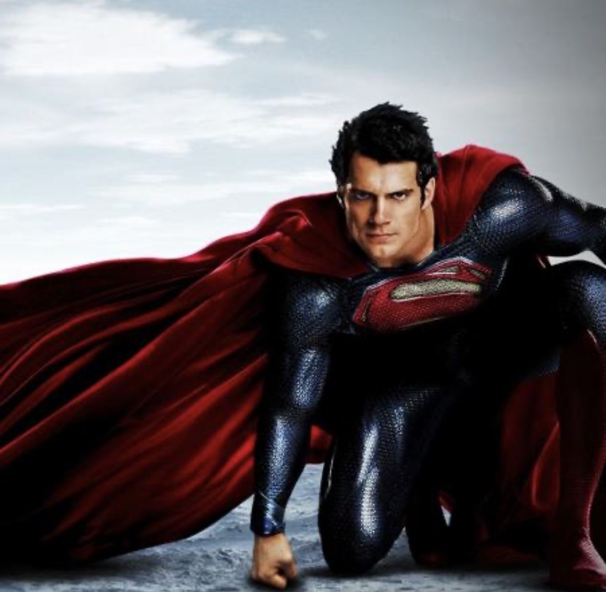 Henry Cavill pode voltar a interpretar Super-Homem no cinema