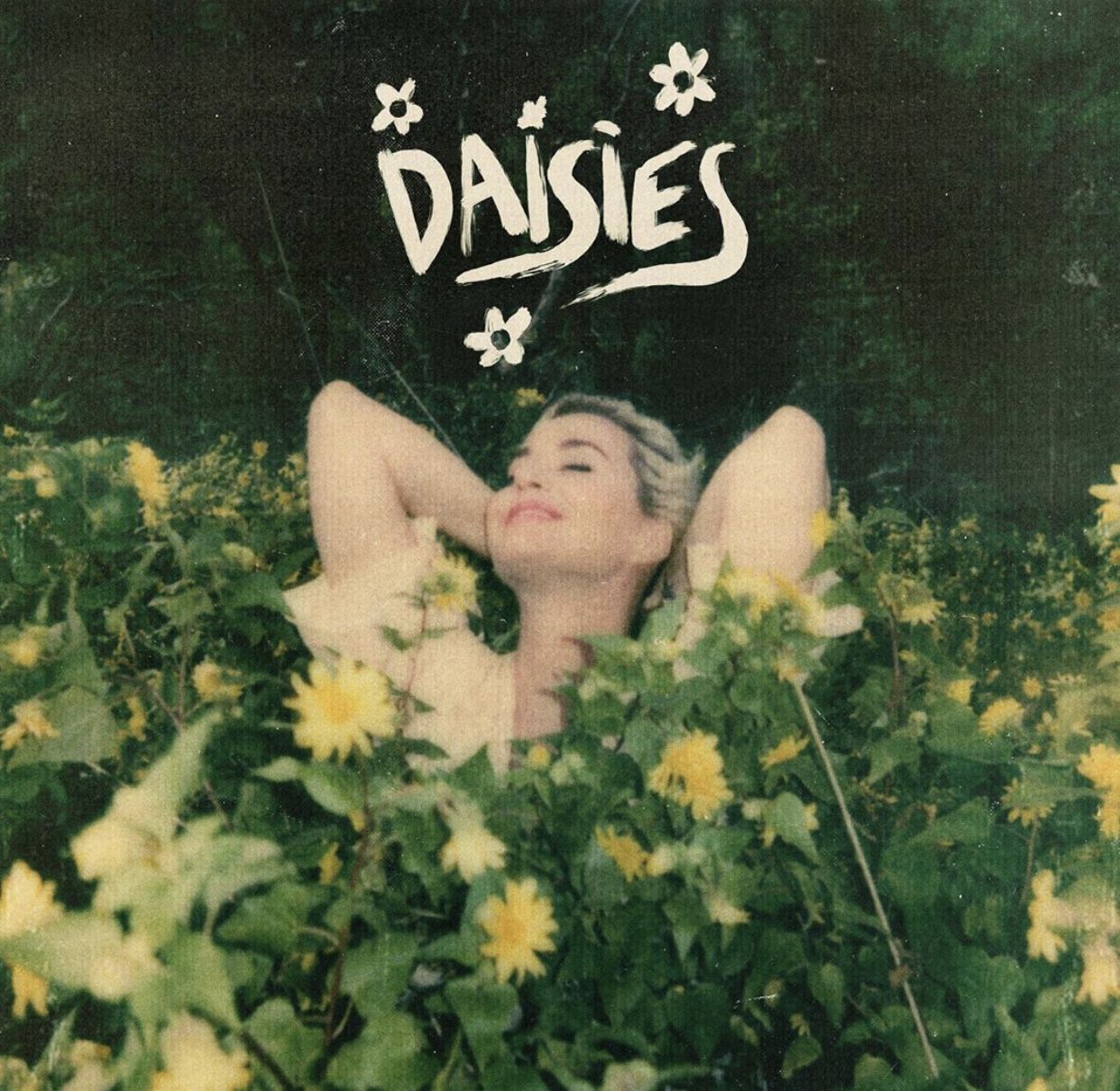 Katy Perry anuncia lançamento de sua nova música, “Daisies”