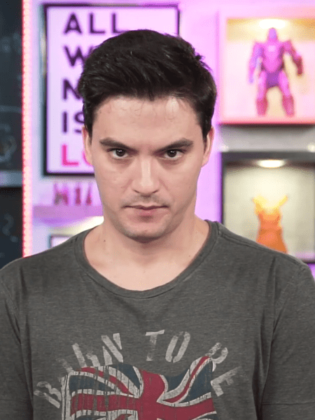 Felipe Neto promete acionar Justiça contra quem lhe associar à pedofilia; entenda