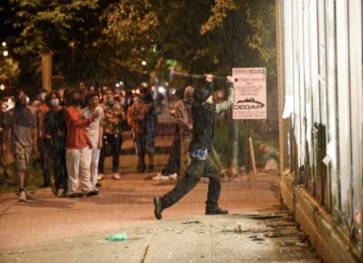 Indústria musical também participam de  silêncio em apoio a protestos raciais nos EUA