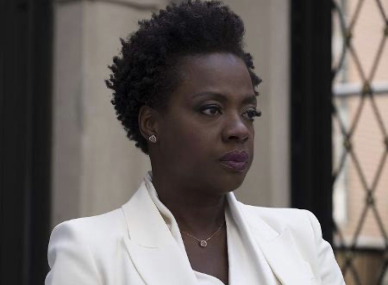 Viola Davis divulga petição que pede justiça para jovem morto pela polícia