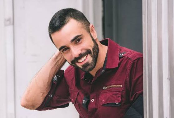 “Encarando uma Audição” com o ator e coreógrafo Victor Maia