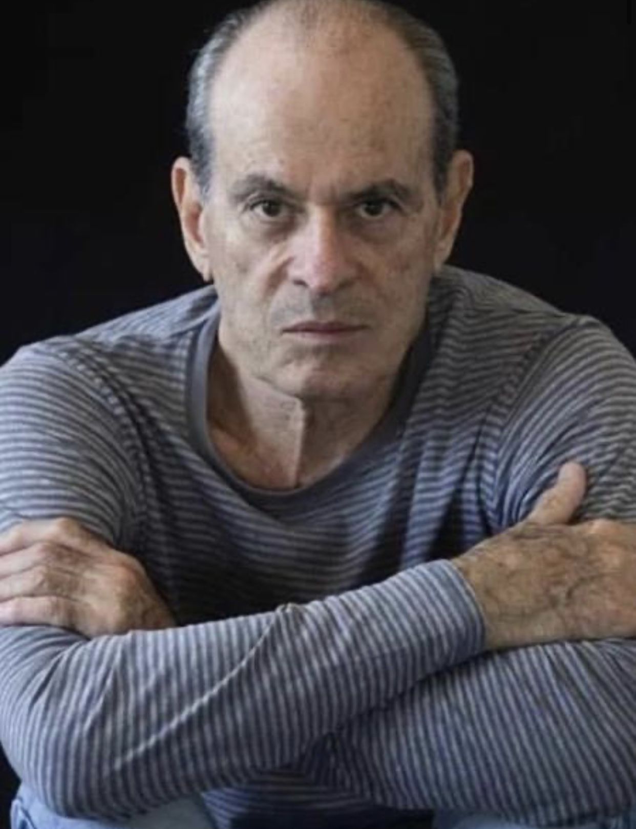 Ney Matogrosso diz ter sido viciado em sexo e que já viveu relação a três; saiba mais