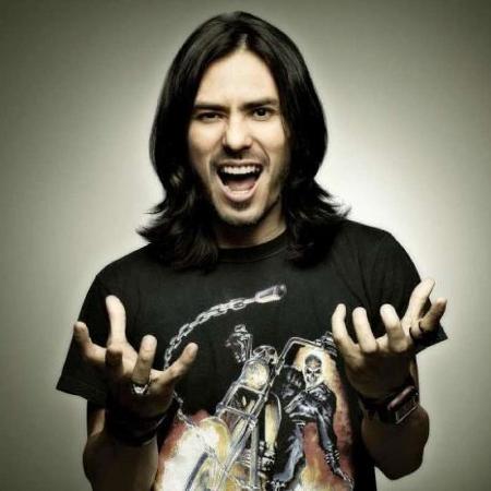 CPM 22 anuncia saída de Japinha