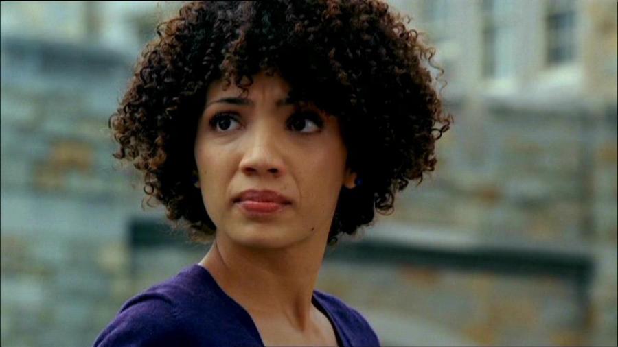 'Fringe': atriz revela racismo no set e piada que a incomodou na série