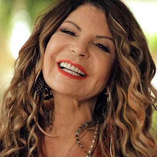 Elba Ramalho testa positivo para covid-19: 'Rezem por nós'