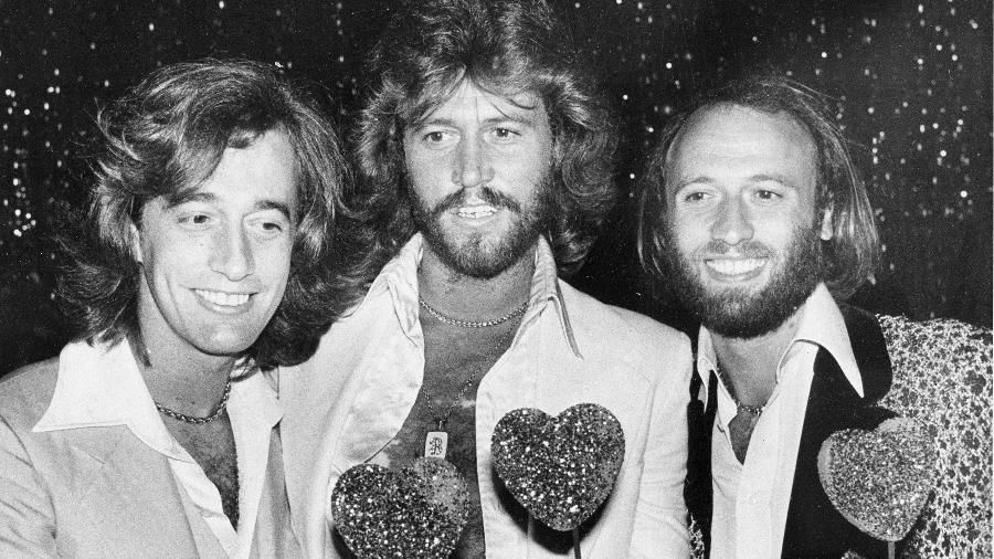 Documentário sobre Bee Gees ganha trailer com depoimentos de famosos; veja