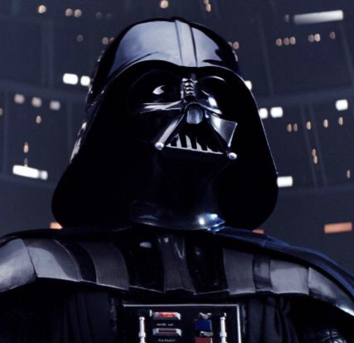 'Star Wars': capacete de Darth Vader é roubado, mas polícia prende ladrão