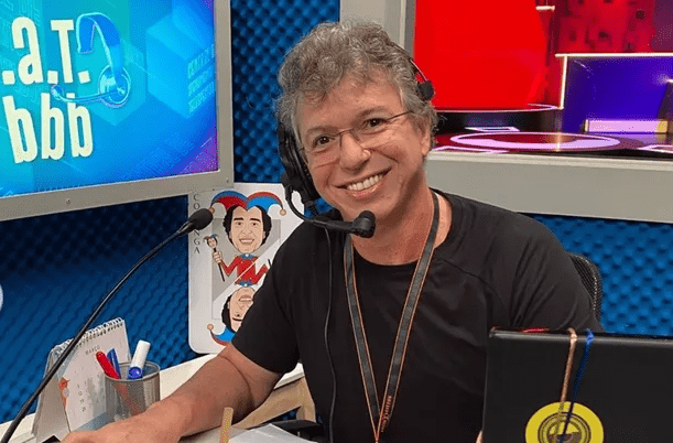 Boninho pede ajuda do público para escolher ex-BBBs para 'No Limite'