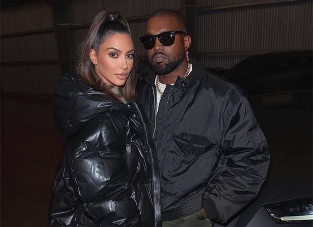 Kim Kardashian pede divórcio de Kanye West