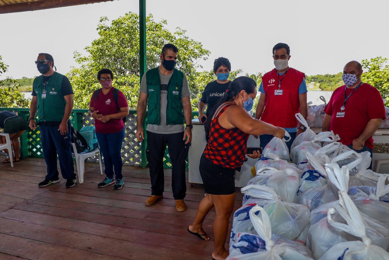Sema entrega mais de 1,8 mil kits de higiene para moradores de Unidades de Conservação
