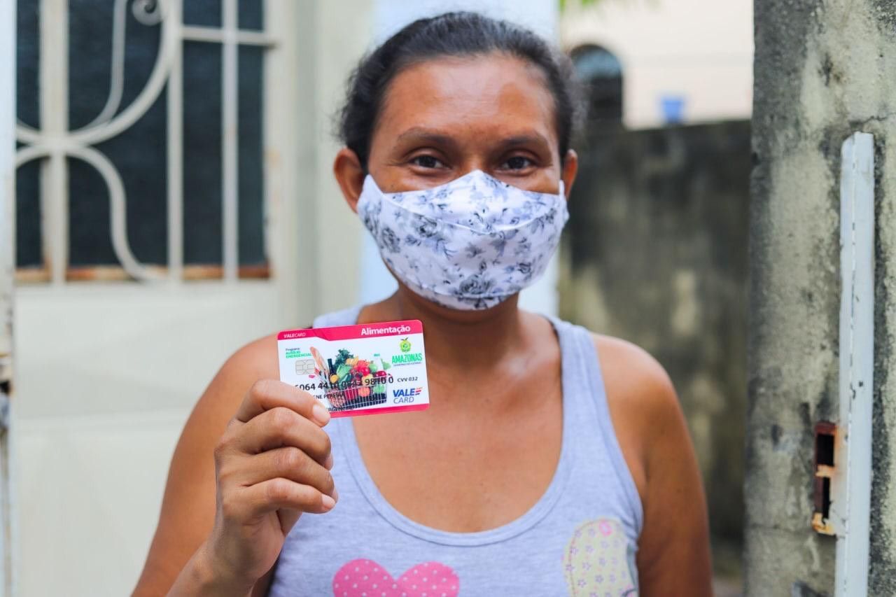 Transparência e rigor na autorização do cartão social