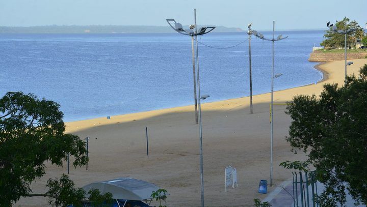 A Praia da Ponta Negra continua fechada ate 15 de Março