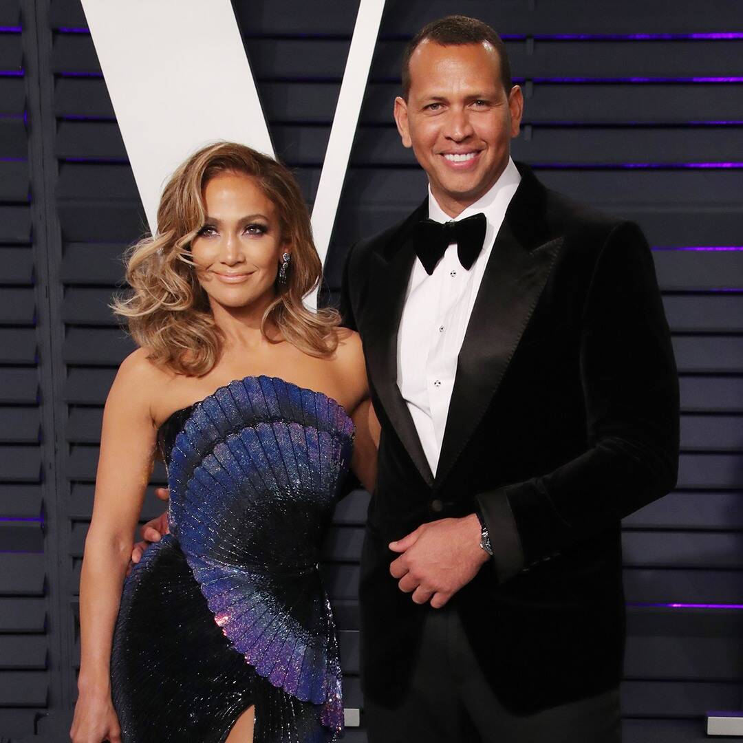 Jennifer Lopez e Alex Rodriguez negam fim de noivado