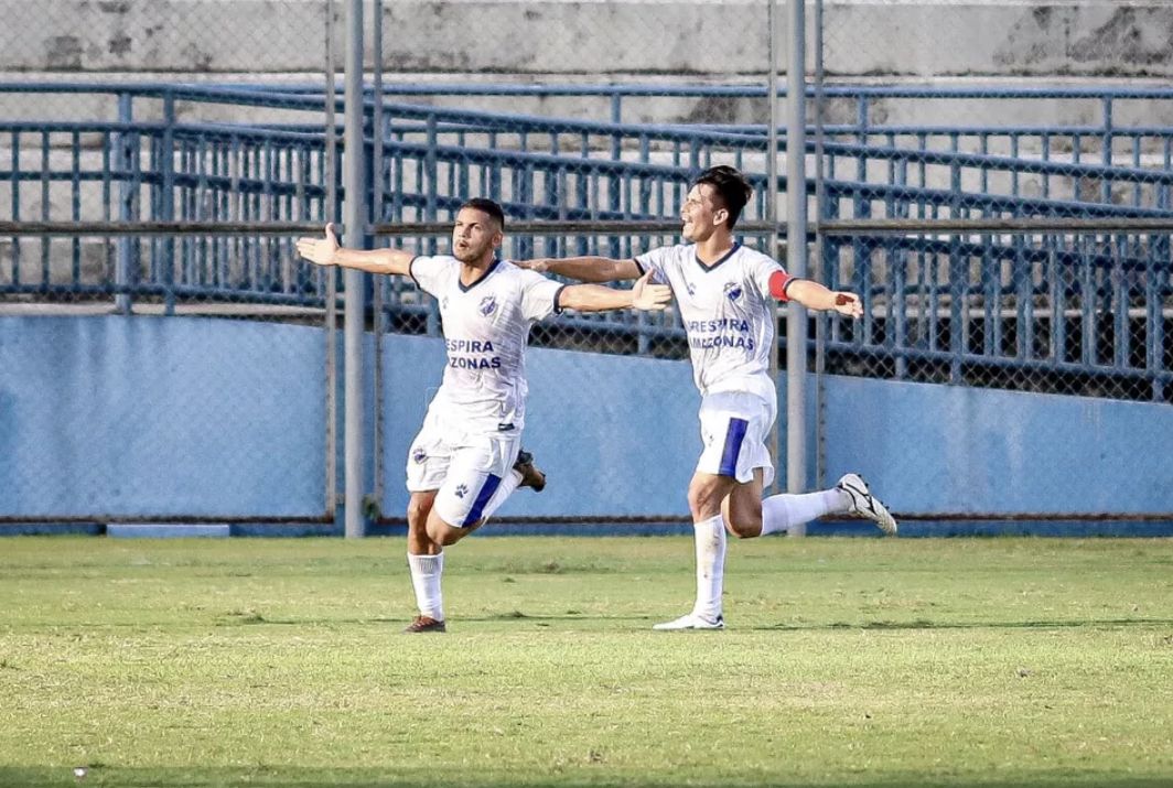 Penarol celebra tricampeonato amazonense