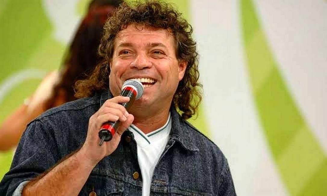 Cantor Augusto César morre no Recife aos 61 anos