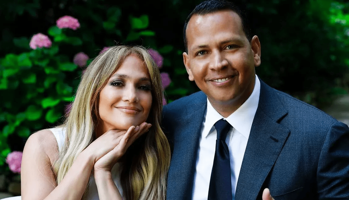 Jennifer Lopez e Alex Rodriguez rompem oficialmente o noivado