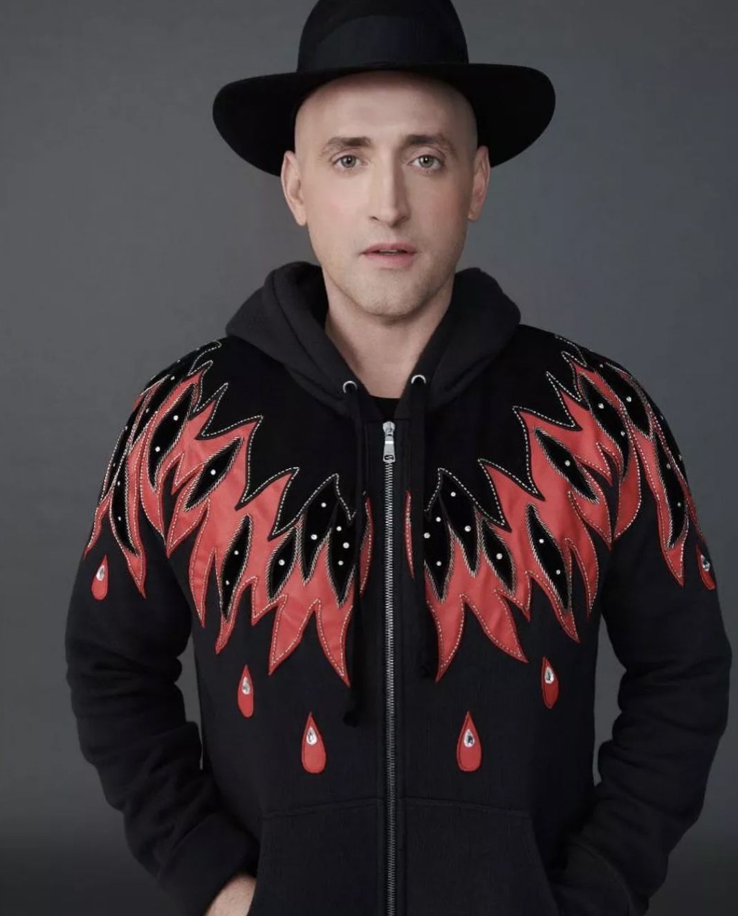 Paulo Gustavo responde de forma satisfatória a reajustes em internação por Covid-19