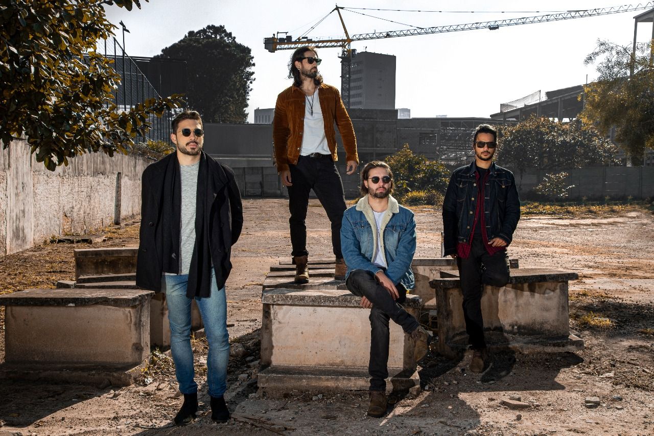Submerso lança clipe em parceria com Esteban Tavares; assista