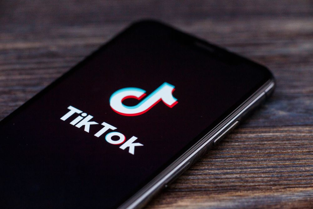 TikTok é processado no Reino Unido por coletar dados pessoais de crianças