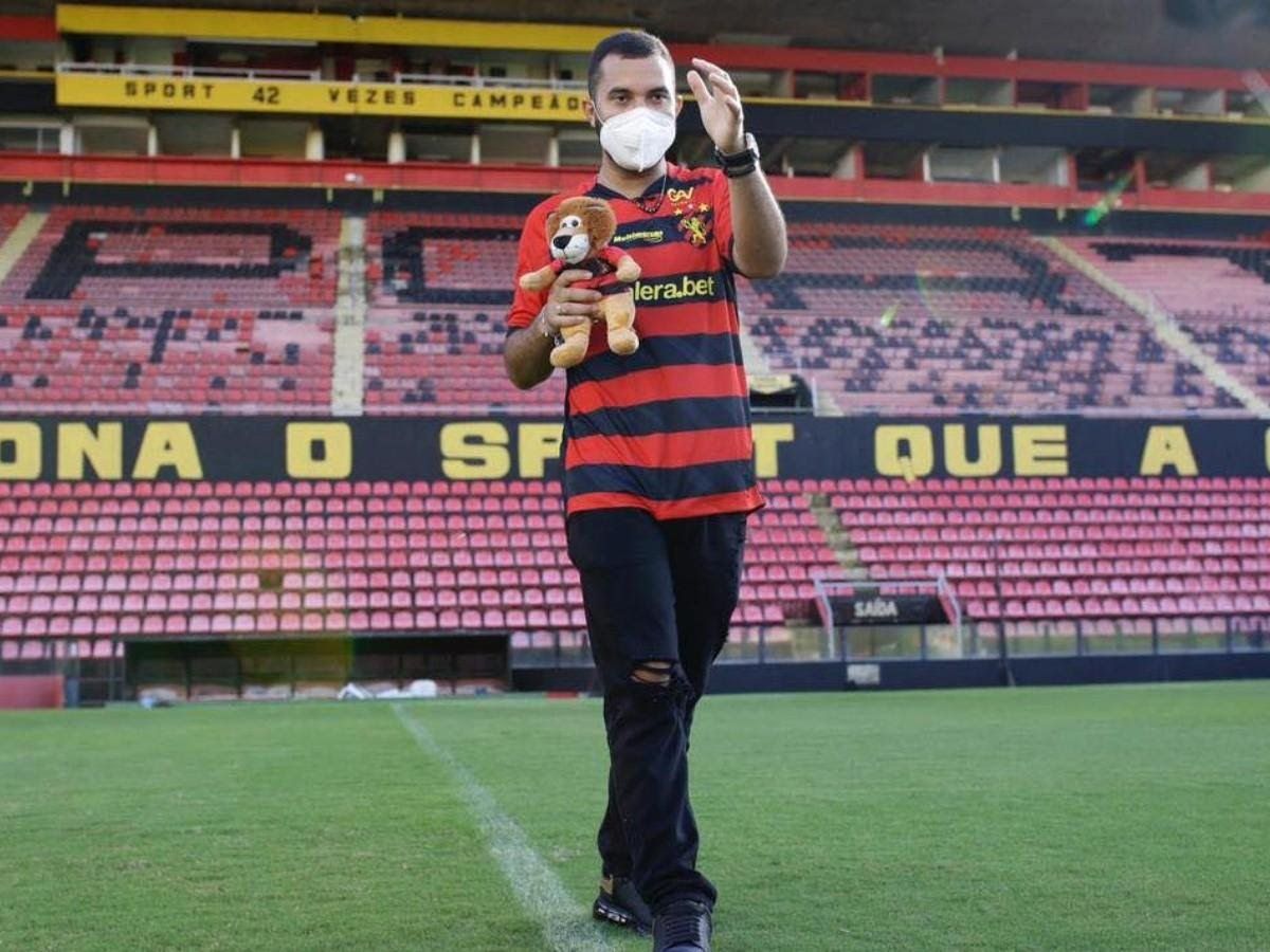 Conselheiros do Sport Recife disparam ataques de homofobia ao ex-BBB Gil do Vigor