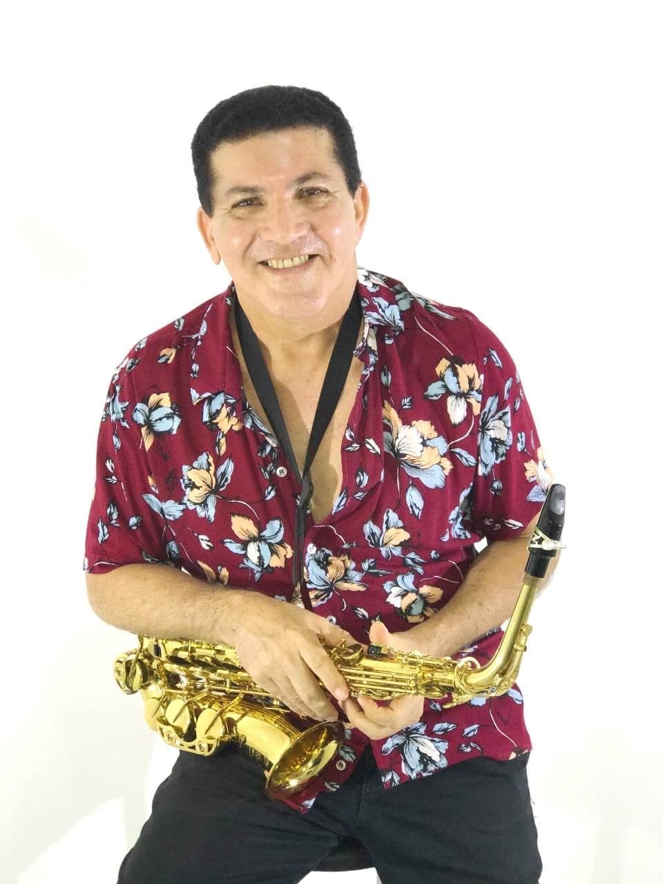 Jonaci do Sax apresenta Live Show “Encontro Beiradão“