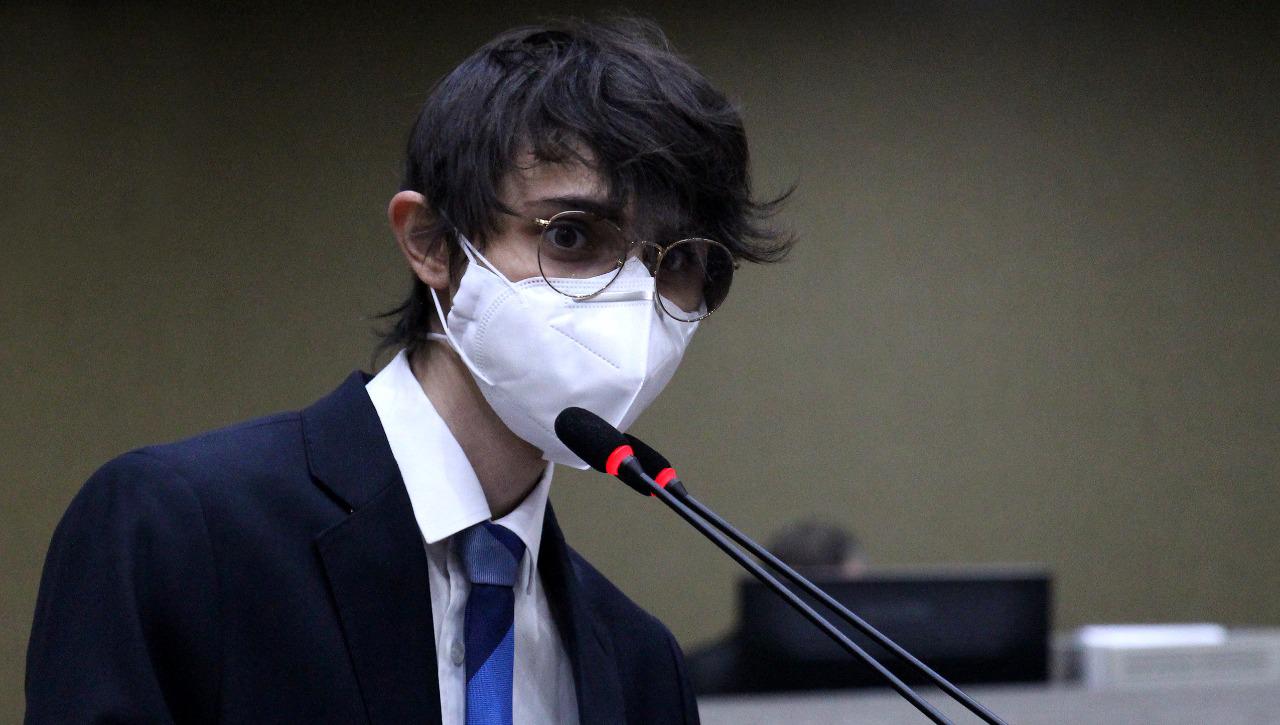 Projeto que pune quem promover festas clandestinas avança na CMM