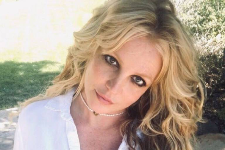 Britney Spears pede fim de tutela paternal em audiência