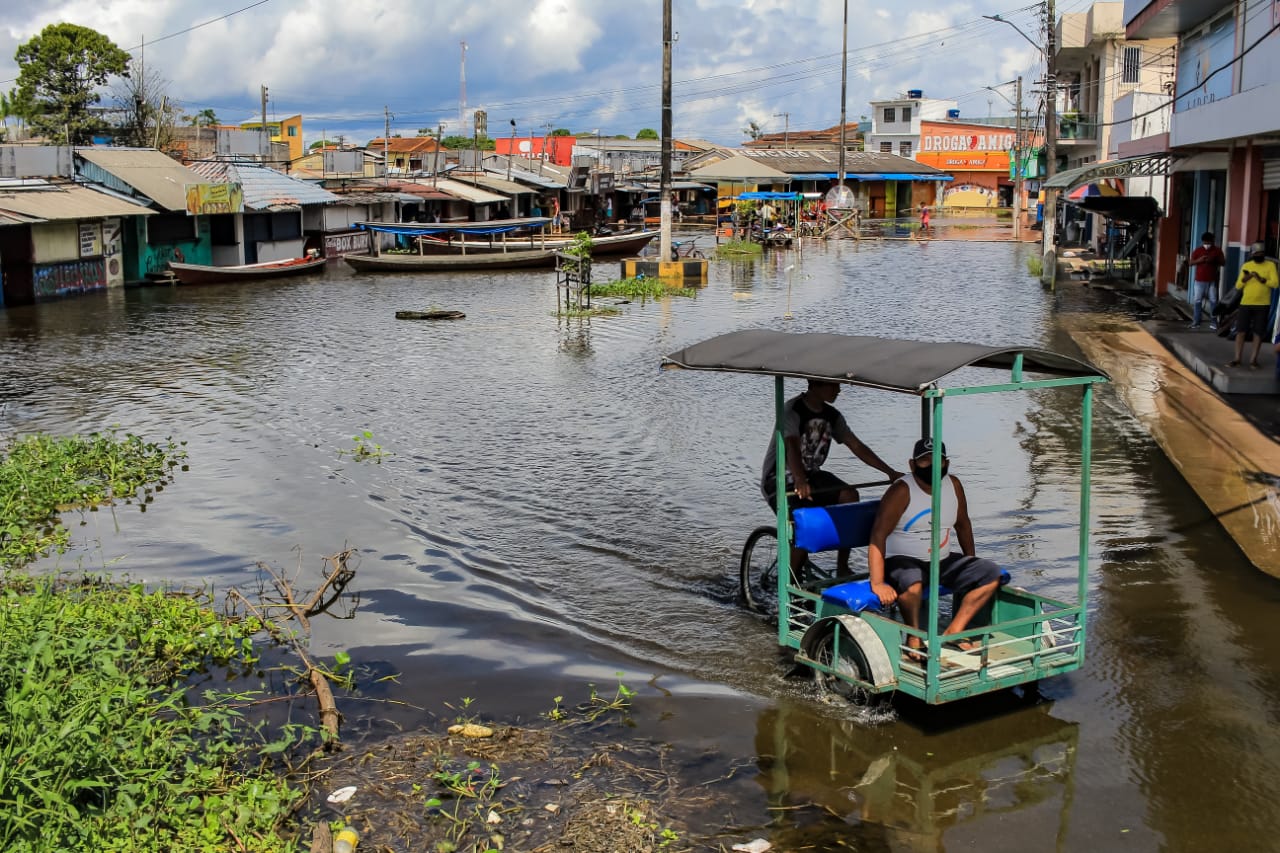 Povo Caprichoso se reinventa para superar pandemia e a maior enchente da história
