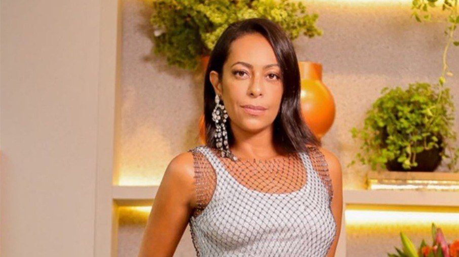Samantha Schmütz recupera Instagram, após queda virtual