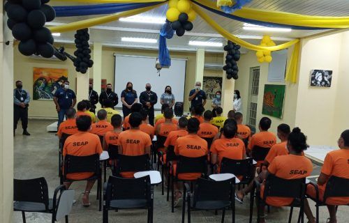 Seap inicia Curso de Escova e Penteados para o público LGBTQIA+ dos CDPMs 1 e 2