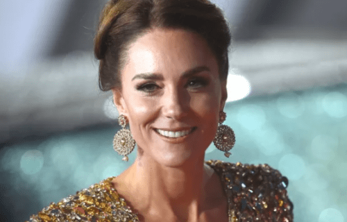 Kate Middleton brilha em premiere de novo '007'