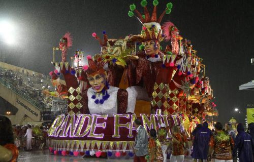 A Grande Família lança samba enredo para o carnaval 2022
