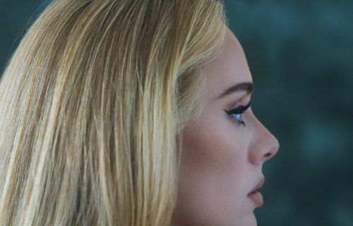 Adele anuncia data de estreia do novo álbum '30'