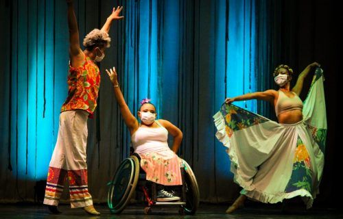 Show Inclusivo para pessoas com deficiência é apresentado no Teatro Amazonas