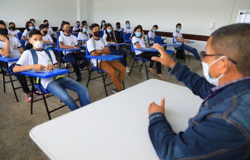 Ampliadas ofertas de vagas de Ensino Médio na zona norte de Manaus