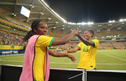 Sucesso: Jogo entre Brasil e Índia pelo Torneio Internacional de Futebol Feminino